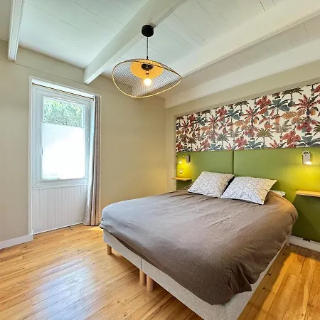 La Gambade - Wifi, Jardin, Bbq, 1500 M De La *