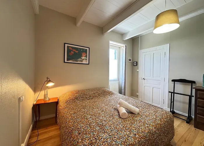 La Gambade - Wifi, Jardin, Bbq, 1500 M De La *